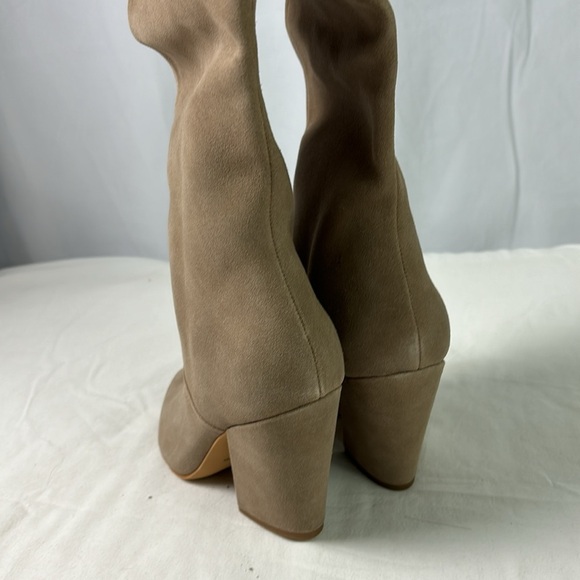 NWOB Dolce Vita Nathen Tan Suede Leather Almond Toe Block Heel Knee Boot Sz 9 - Picture 6 of 8